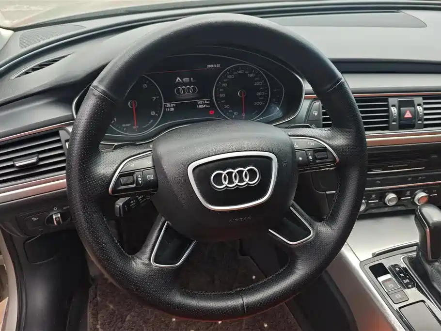 Audi A6L 2016 30 FSI Comfort фото 15