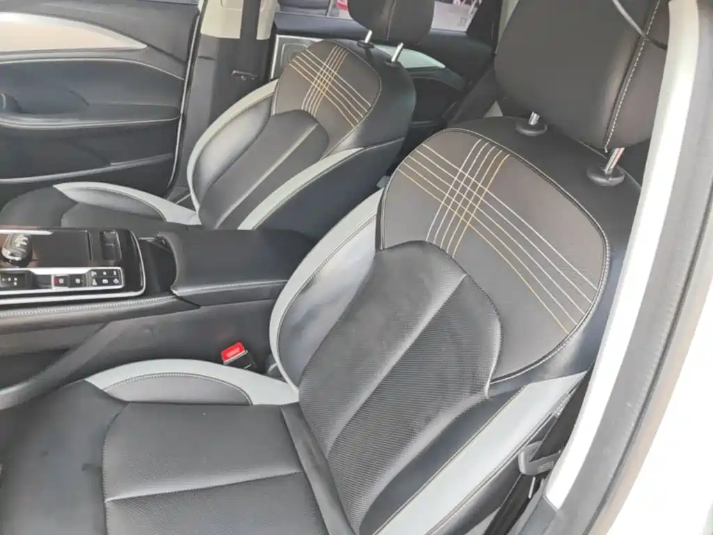 Roewe i6 MAX EV 2022 2020 Model 1.5T PHEV Cool Panoramic Sunroof Edition