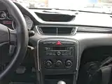 صورة 9 - Peugeot 308
