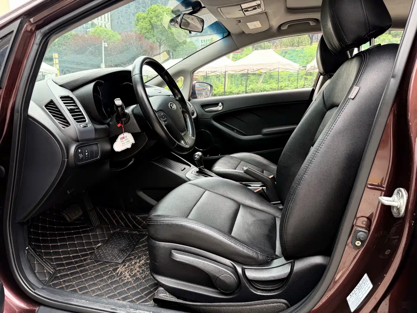Kia K3 2015 1.6L Automatic GLS фото 8