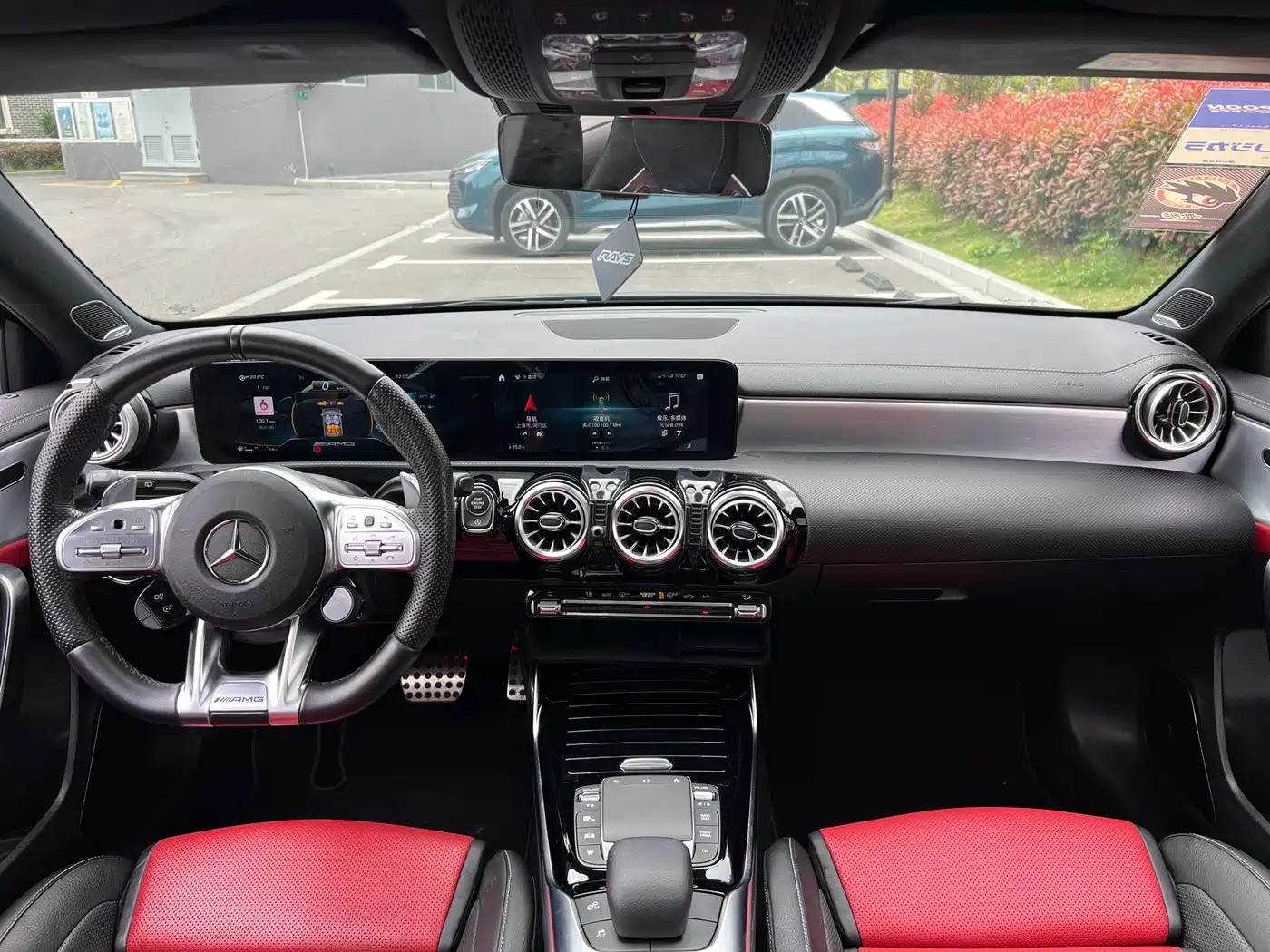 Mercedes-Benz A-Class AMG (Import) 2020 AMG A 35 4MATIC фото 15