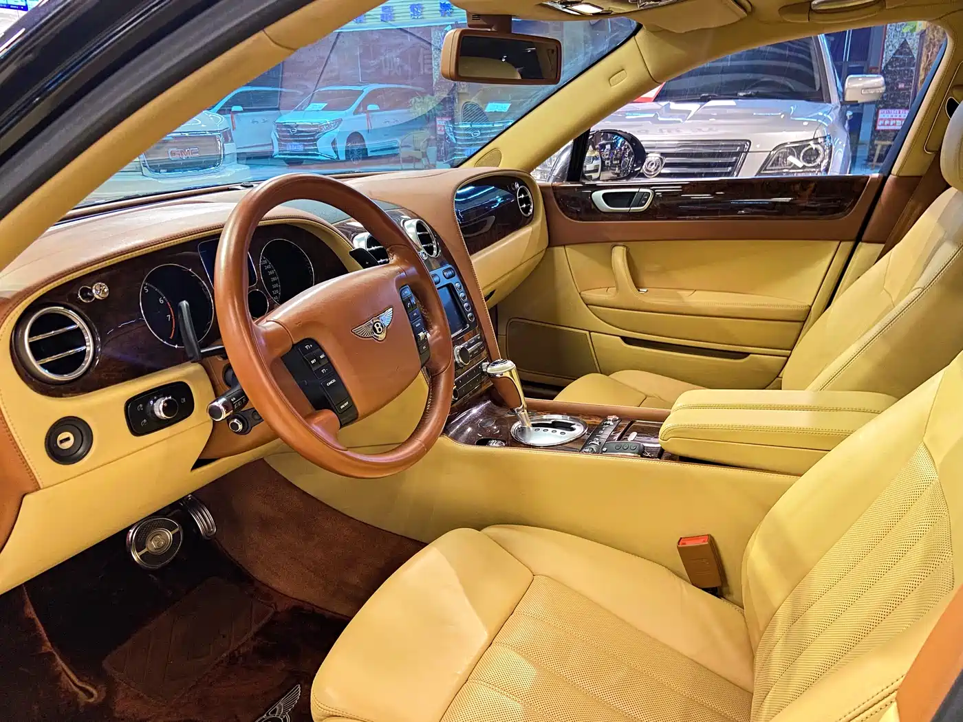 Bentley Flying Spur 2010 2010 6.0T 5-seater Version
