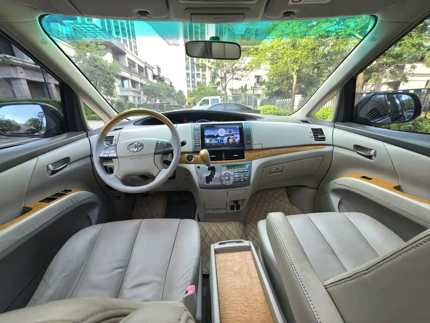 Toyota Previa 2012 2.4L 7-Seater Luxury Edition фото 15