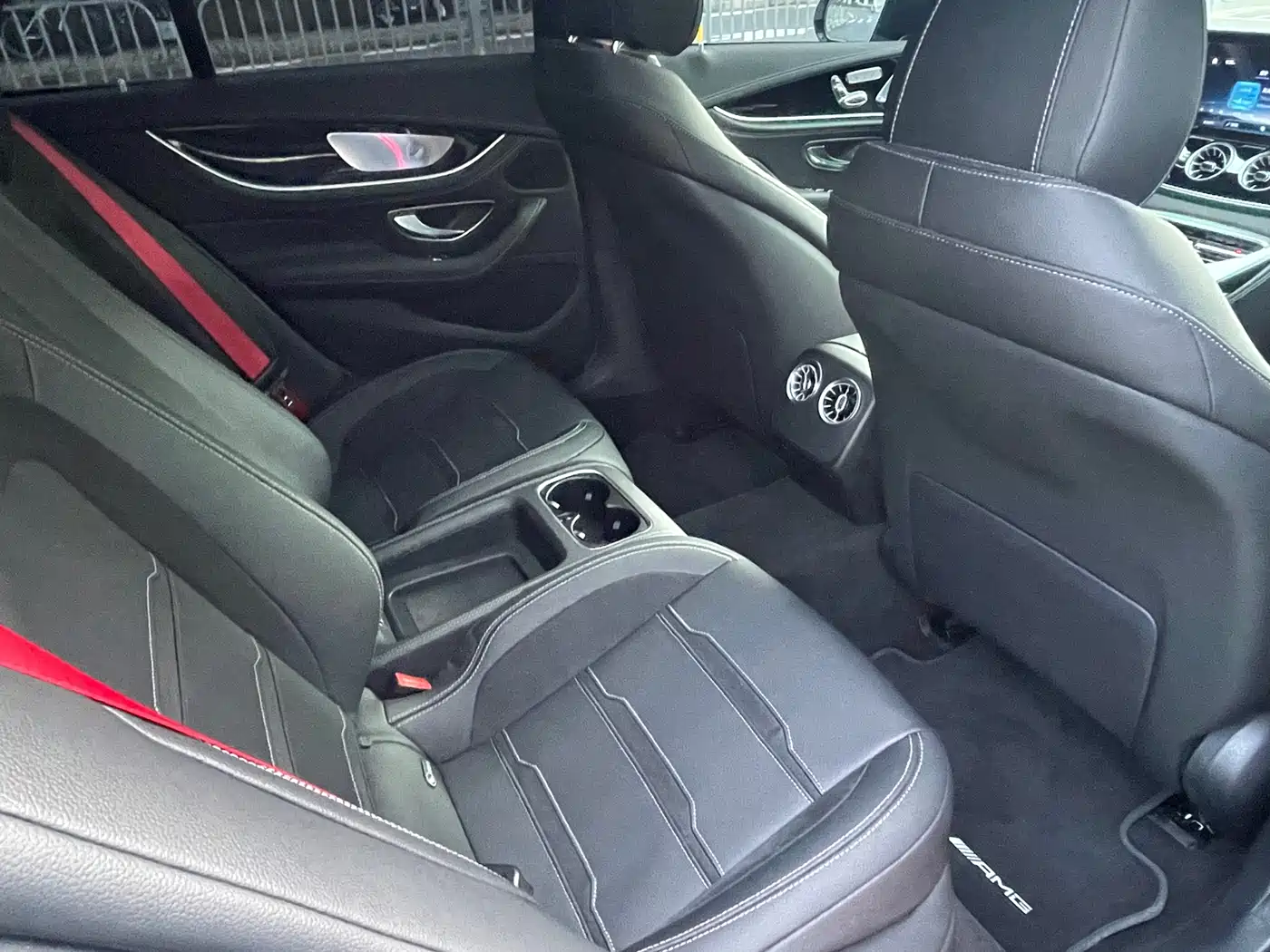 Mercedes-Benz AMG GT 2025 AMG GT 50 4-Door Coupe China Special Edition фото 12