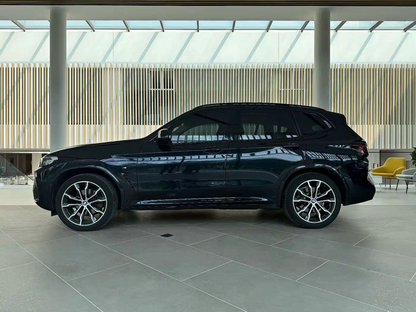 BMW X3 2022 Facelift xDrive30i Leading M Shadow Edition фото 7