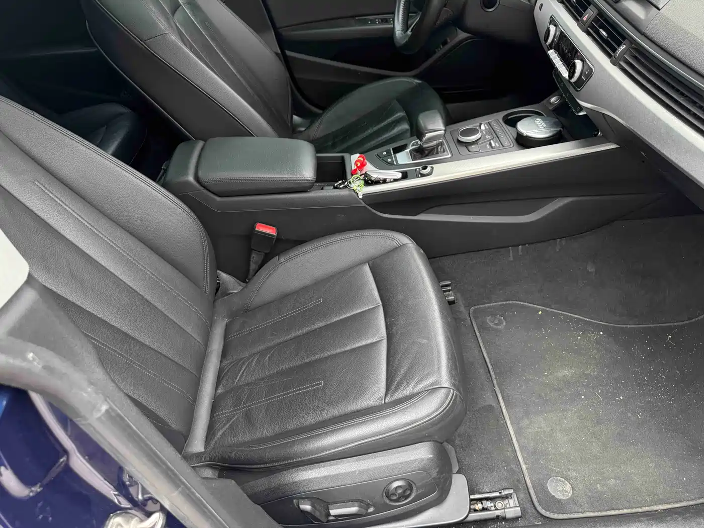 Photo 4 - Audi A5 (Import)
