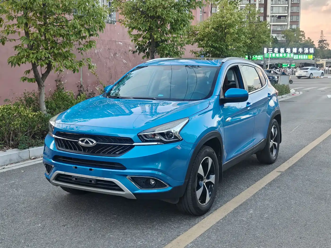 Chery Tiggo 7 2016 2016 2.0L CVT Bright Edition