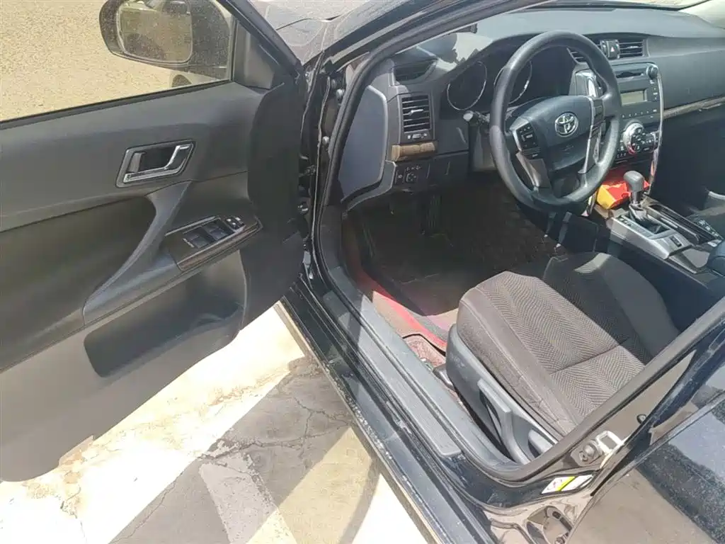 Toyota Reiz 2013 2.5S Elite Edition фото 16