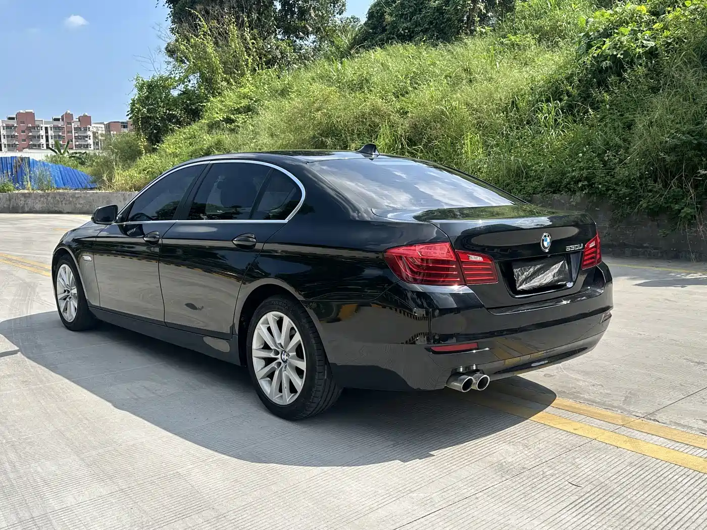Photo 9 - BMW 5 Series