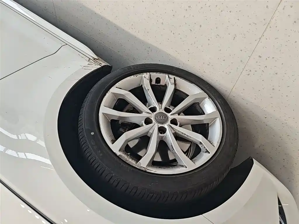Audi A4L 2017 40 TFSI Style Edition фото 23