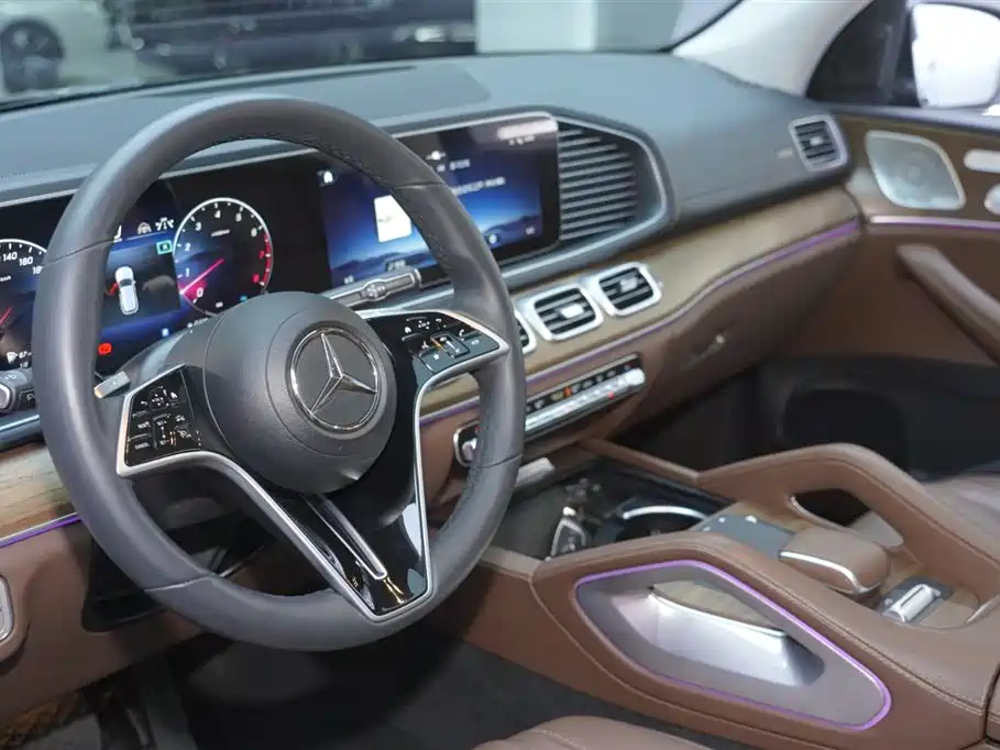Mercedes-Benz GLE 2024 GLE 450 4MATIC Fashion фото 7