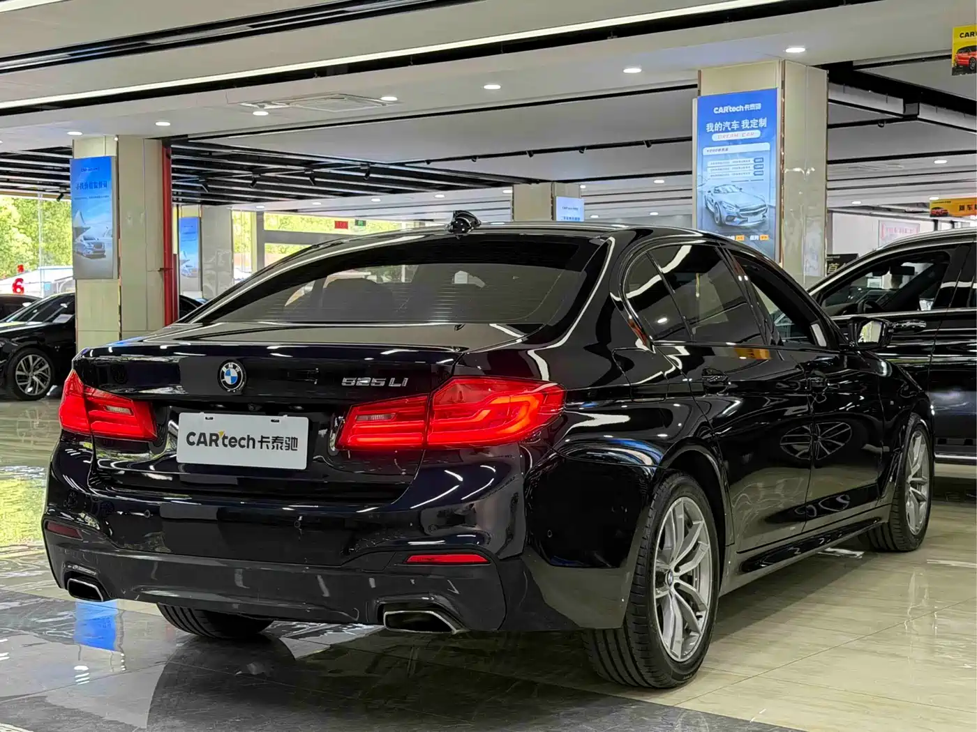 BMW 5 Series 2019 525Li M Sport Package фото 5