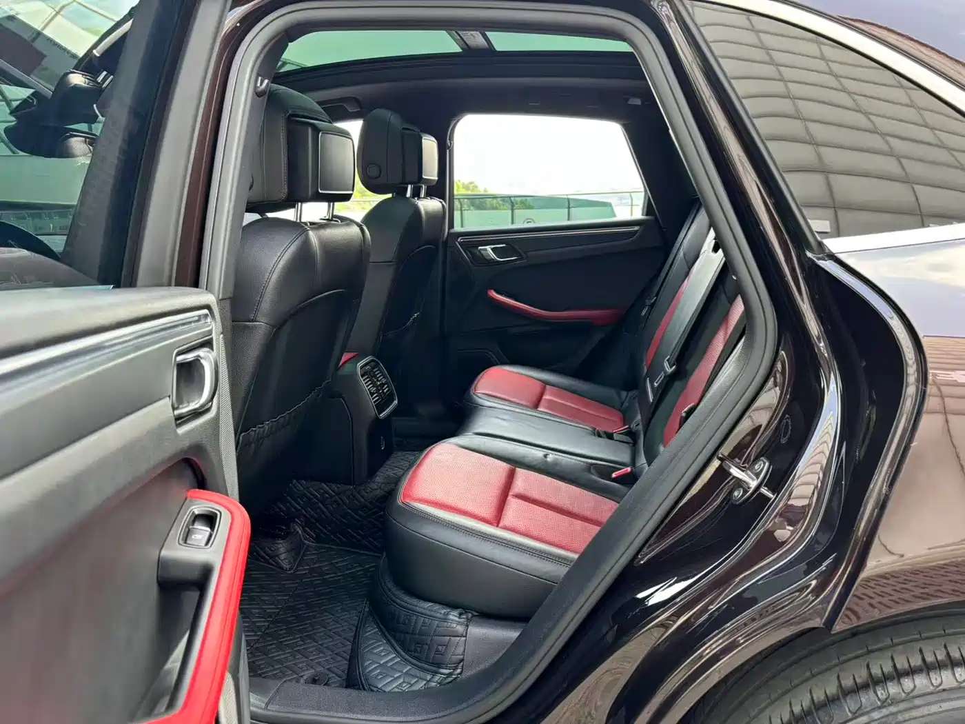 Porsche Macan 2017 Macan 2.0T фото 8