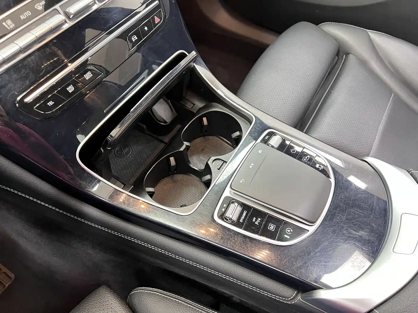 Mercedes-Benz GLC 2022 Model GLC 260 L 4MATIC Dynamic Edition фото 22