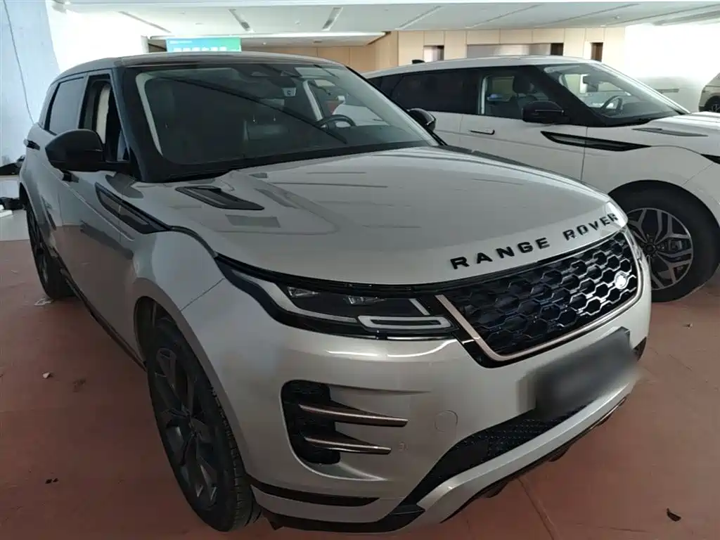 Land Rover Range Rover Evoque 2022 Range Rover Evoque L 249PS R-Dynamic Corinthian Bronze Special Edition фото 4
