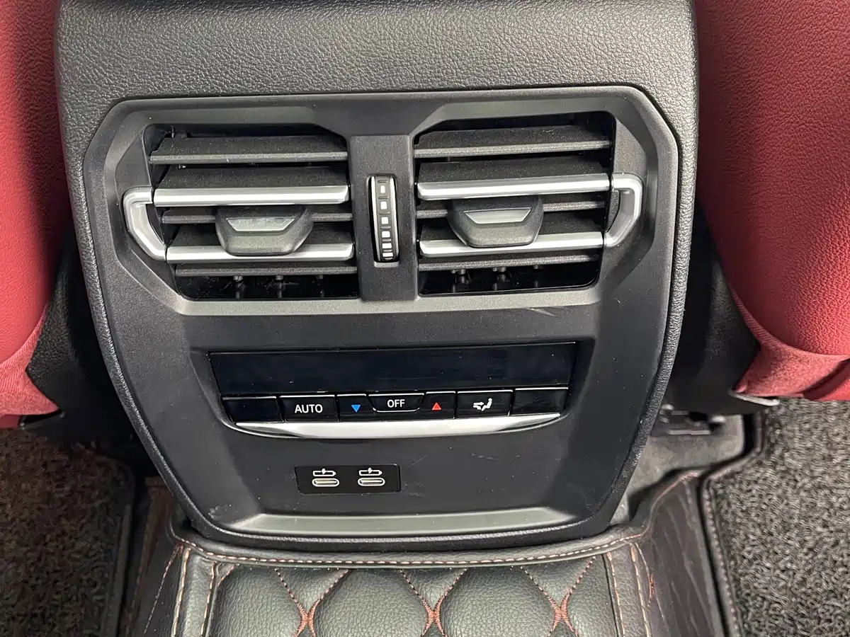 BMW 3 Series 2024 325Li M Sport Shadowline Package фото 16