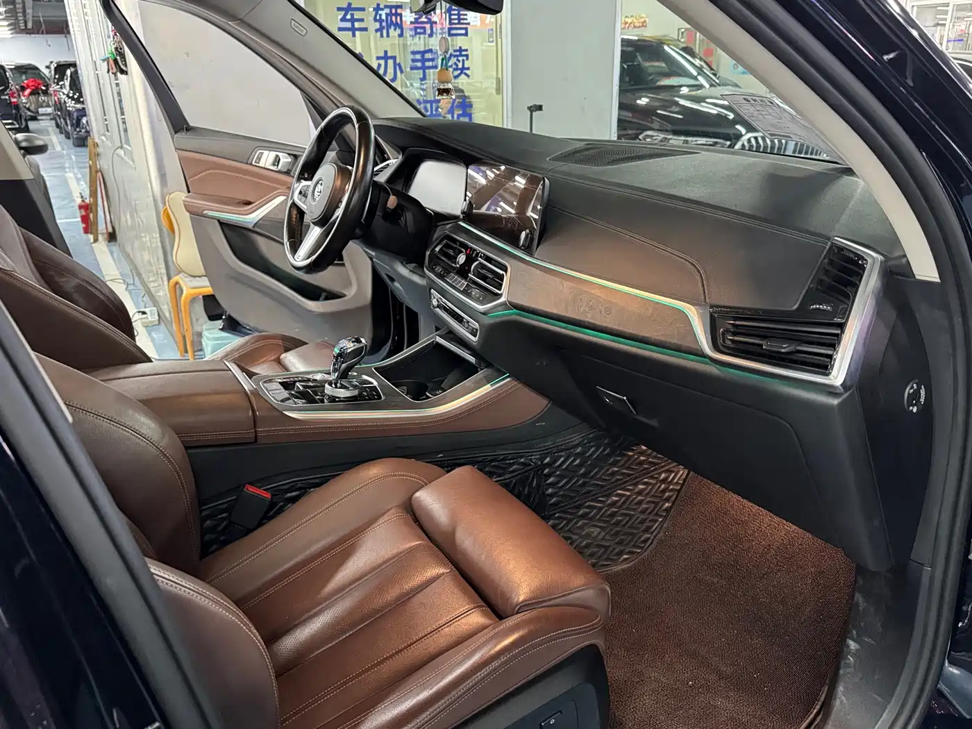 BMW X5 (Import) 2020 xDrive40i M Sport Package фото 11