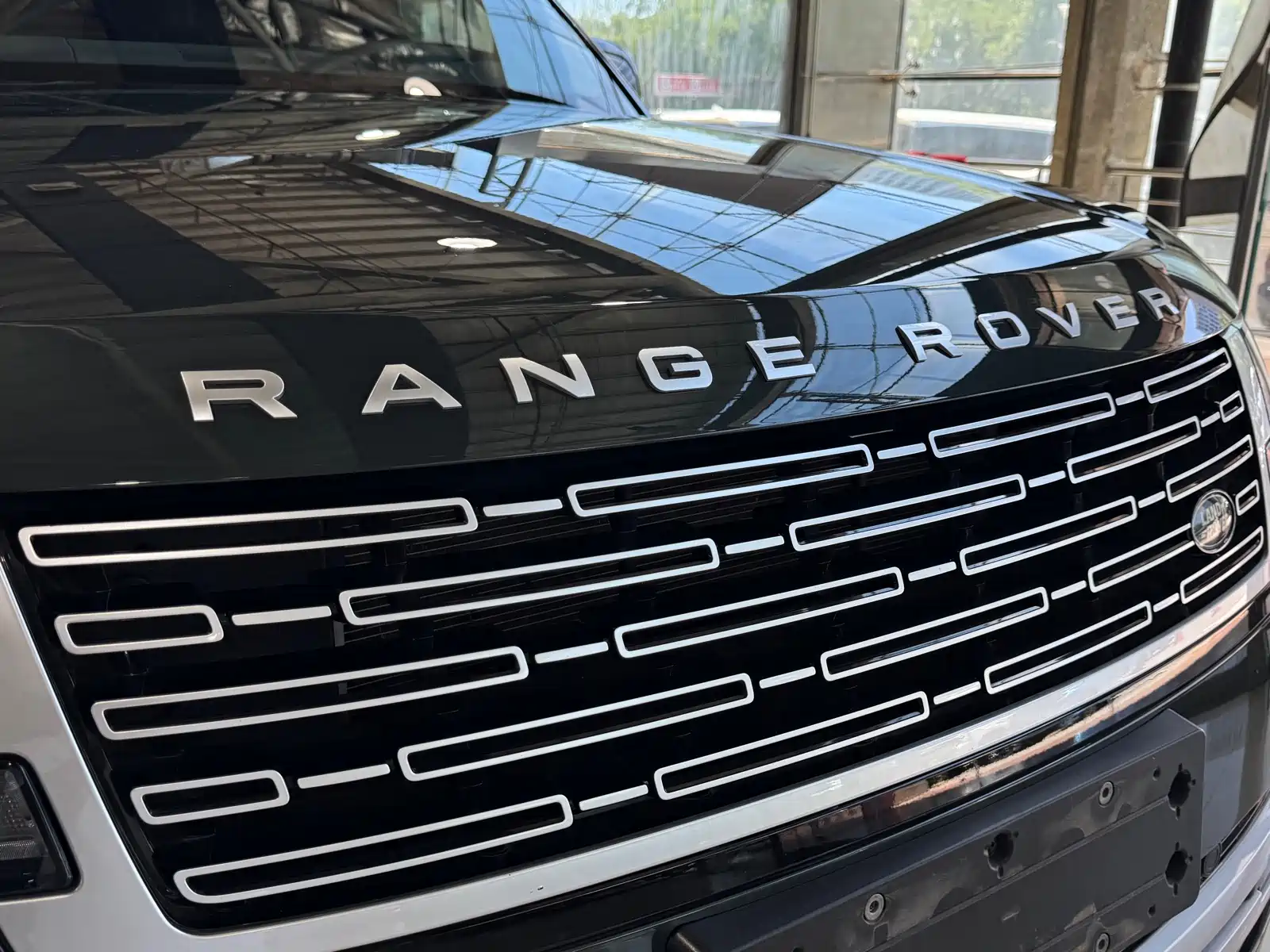Фото 4 - Land Rover Range Rover