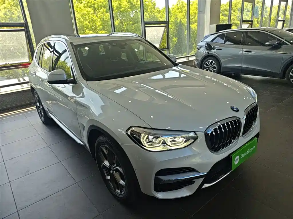 BMW X3 2021 xDrive28i Luxury Package фото 4