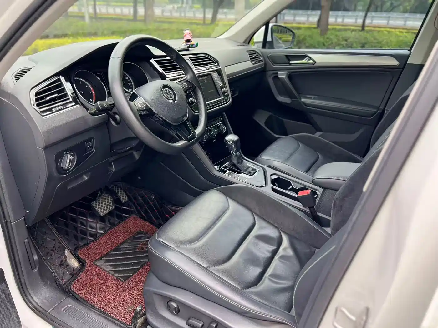Volkswagen Tiguan L 2018 330TSI Automatic 2WD Luxury Edition фото 4