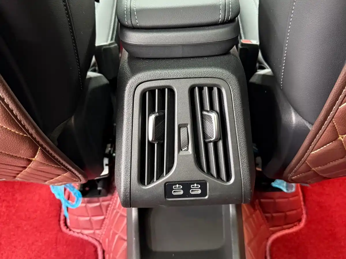 BMW X1 2023 sDrive20Li X Design Package фото 17