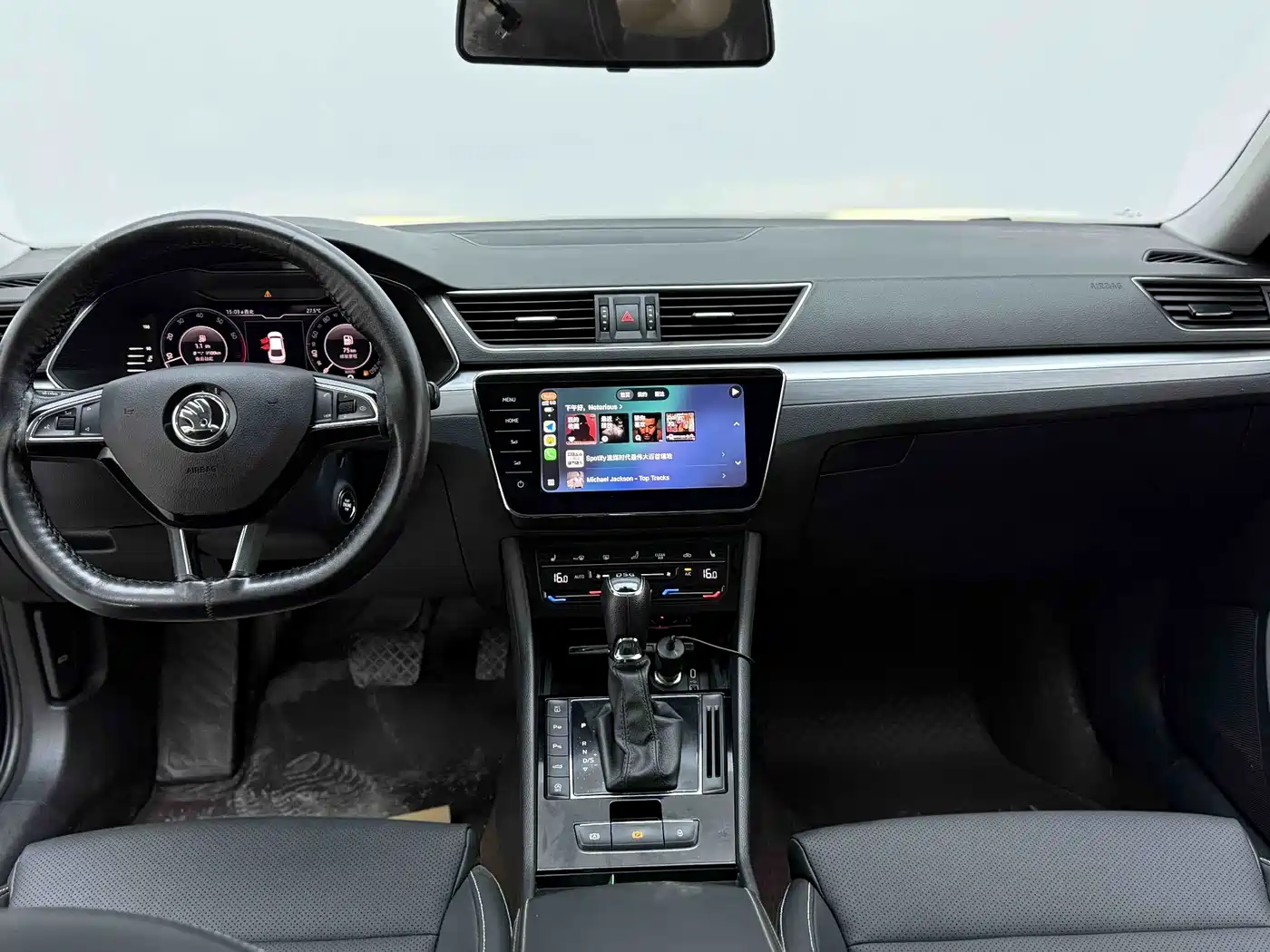 Škoda Superb 2023 Facelift TSI280 DSG Premium Edition фото 23