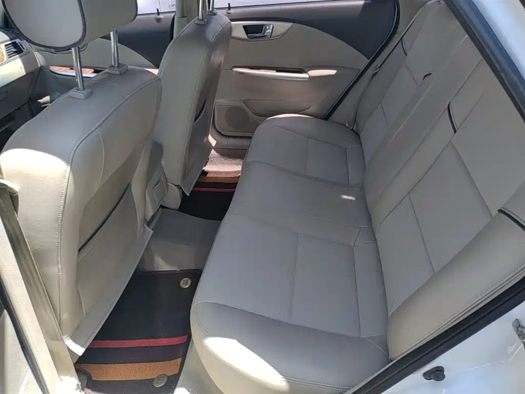 Buick Excelle 2015 1.5L Automatic Classic фото 17