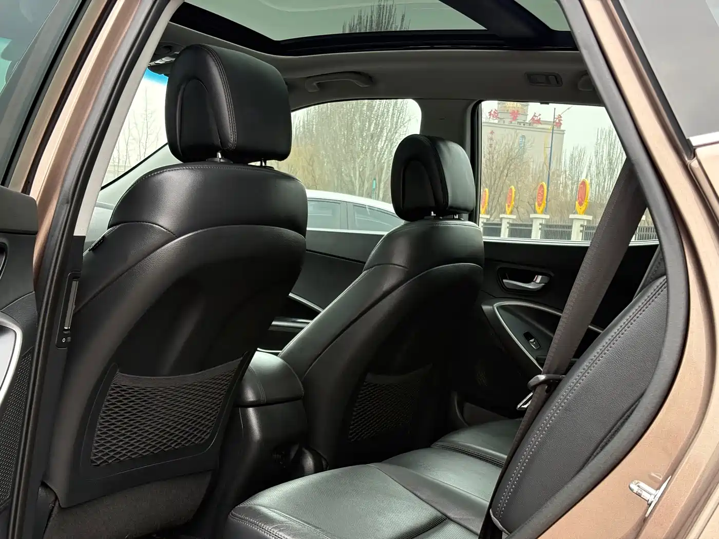 Hyundai Santa Fe 2015 2.4L Automatic 2WD Smart 5-seater фото 4