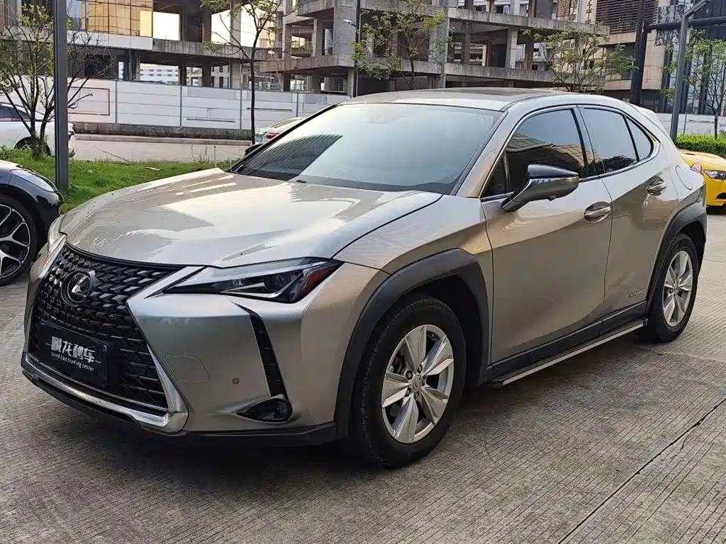 Lexus UX 2021 2020 260h Explore Fun Edition