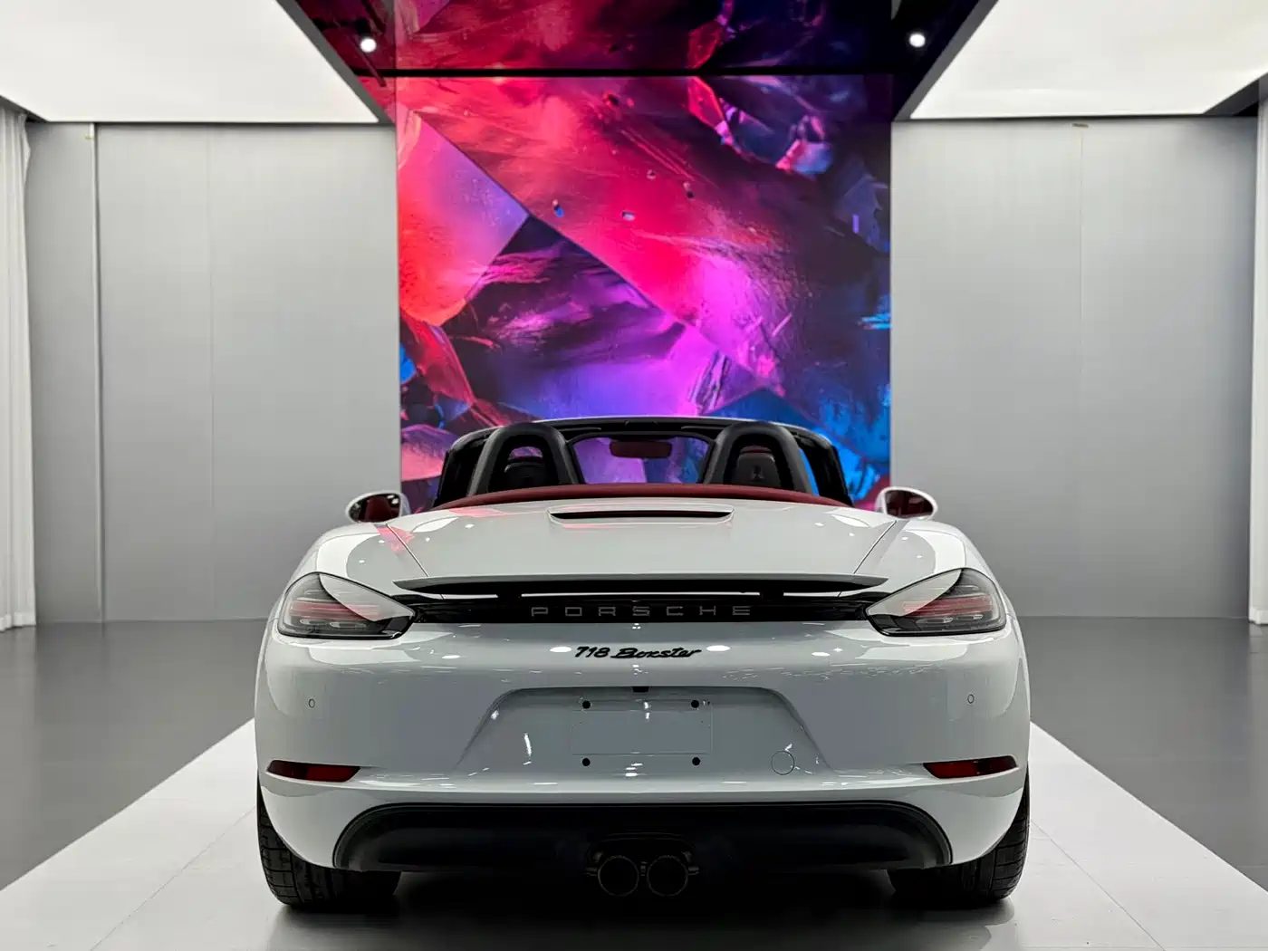 PORSCHE 718