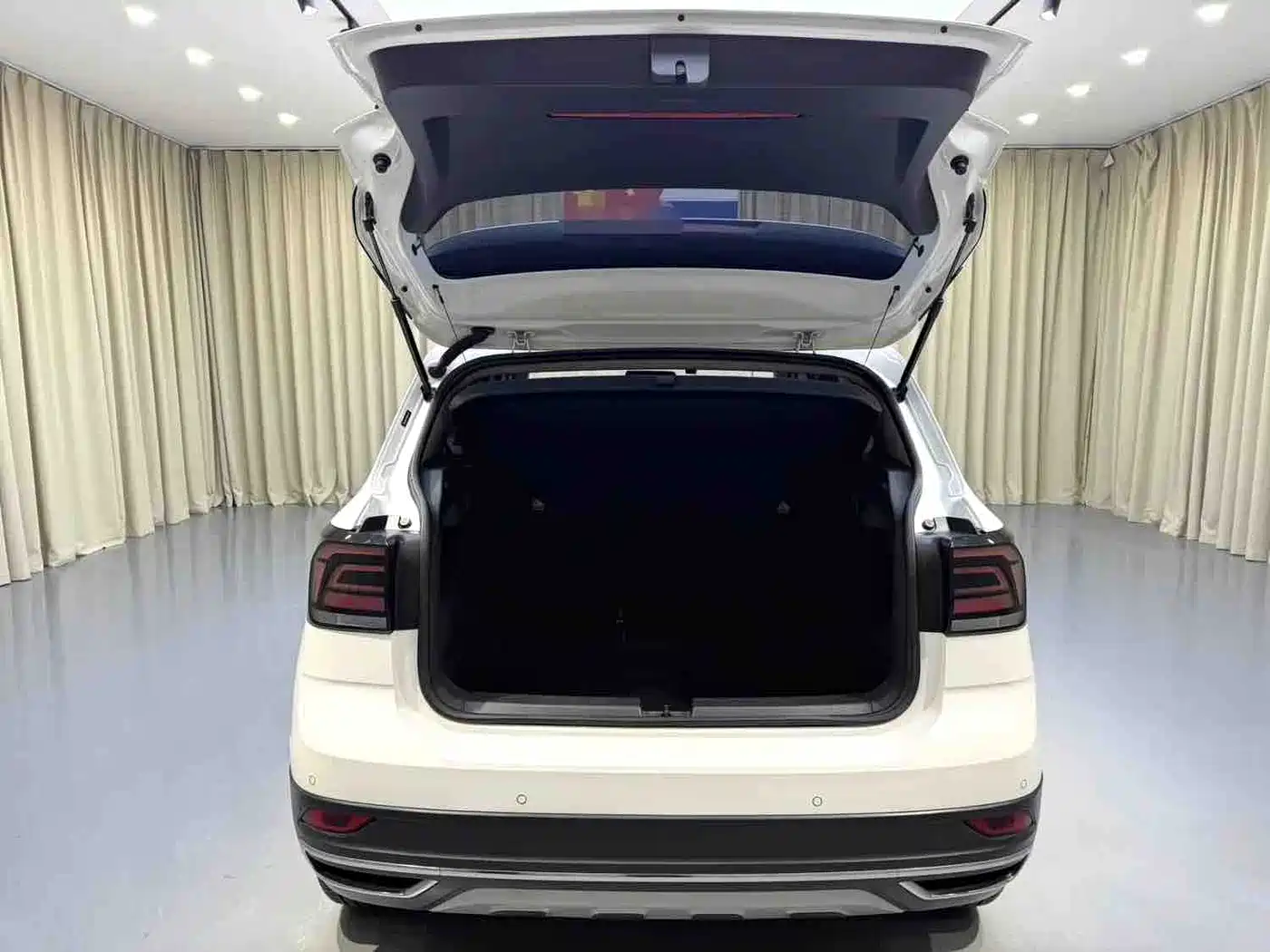 Volkswagen T-Cross 2022 280TSI DSG Comfort Edition фото 16
