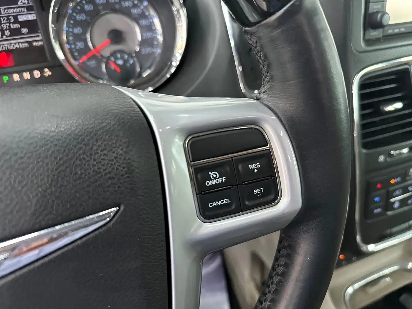 Chrysler Grand Voyager (Import) 2014 2013 3.6L Luxury Edition