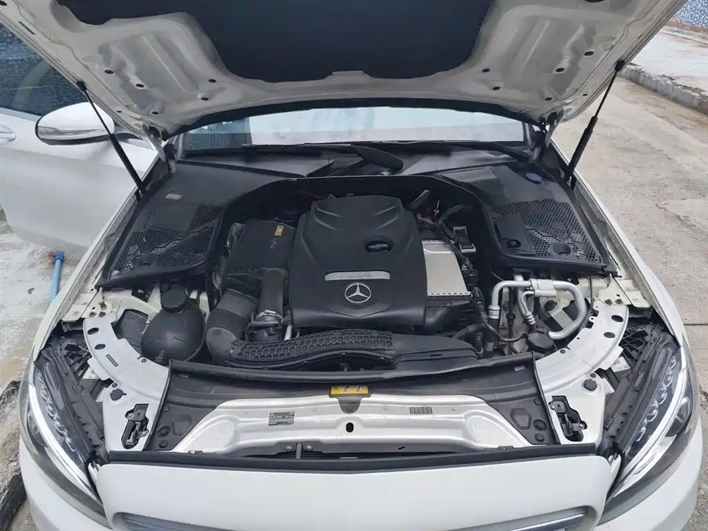 Mercedes-Benz C-Class 2016 C 200 L Sport фото 11