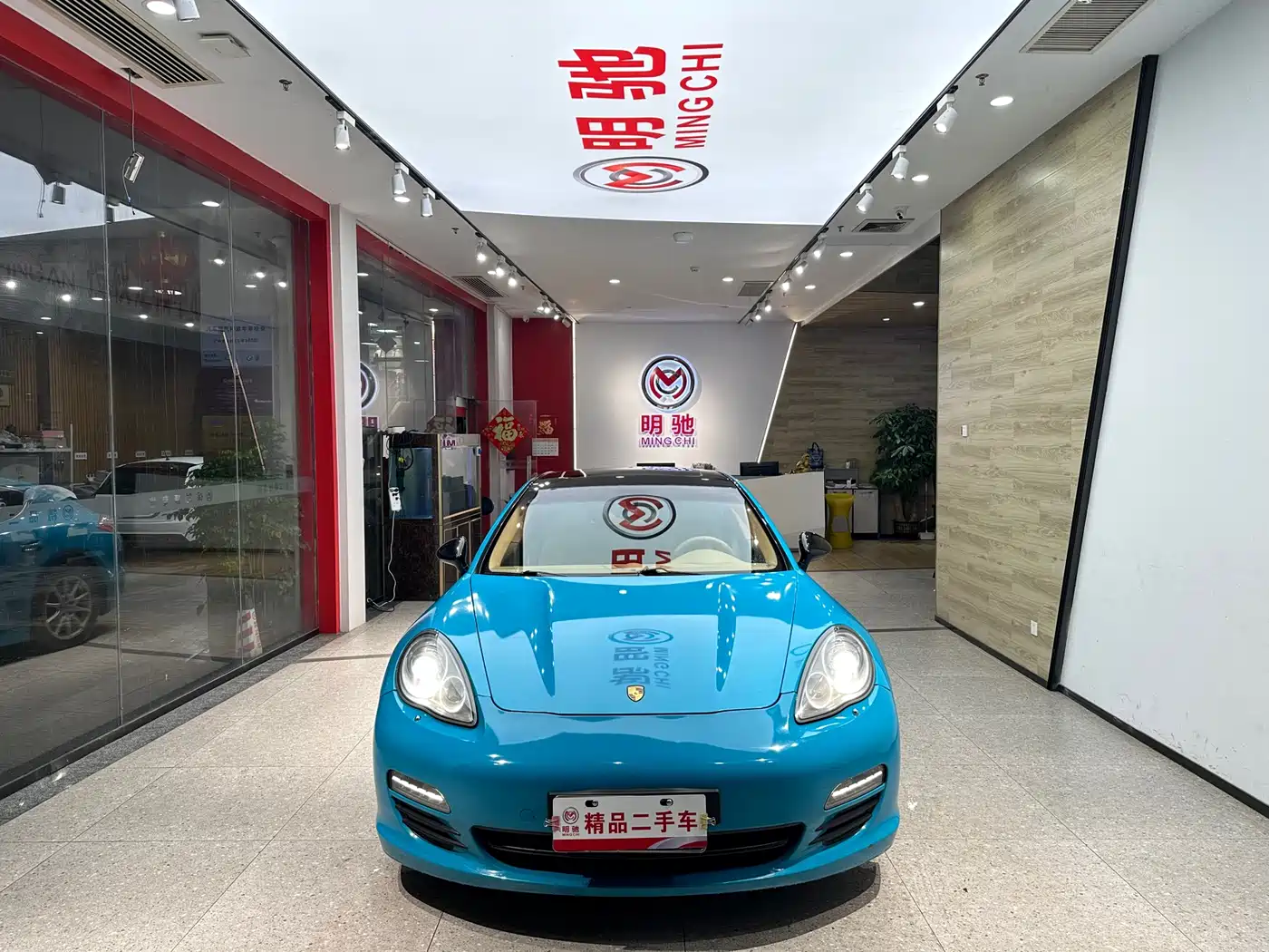 Porsche Panamera 2010 Panamera 3.6L фото 2