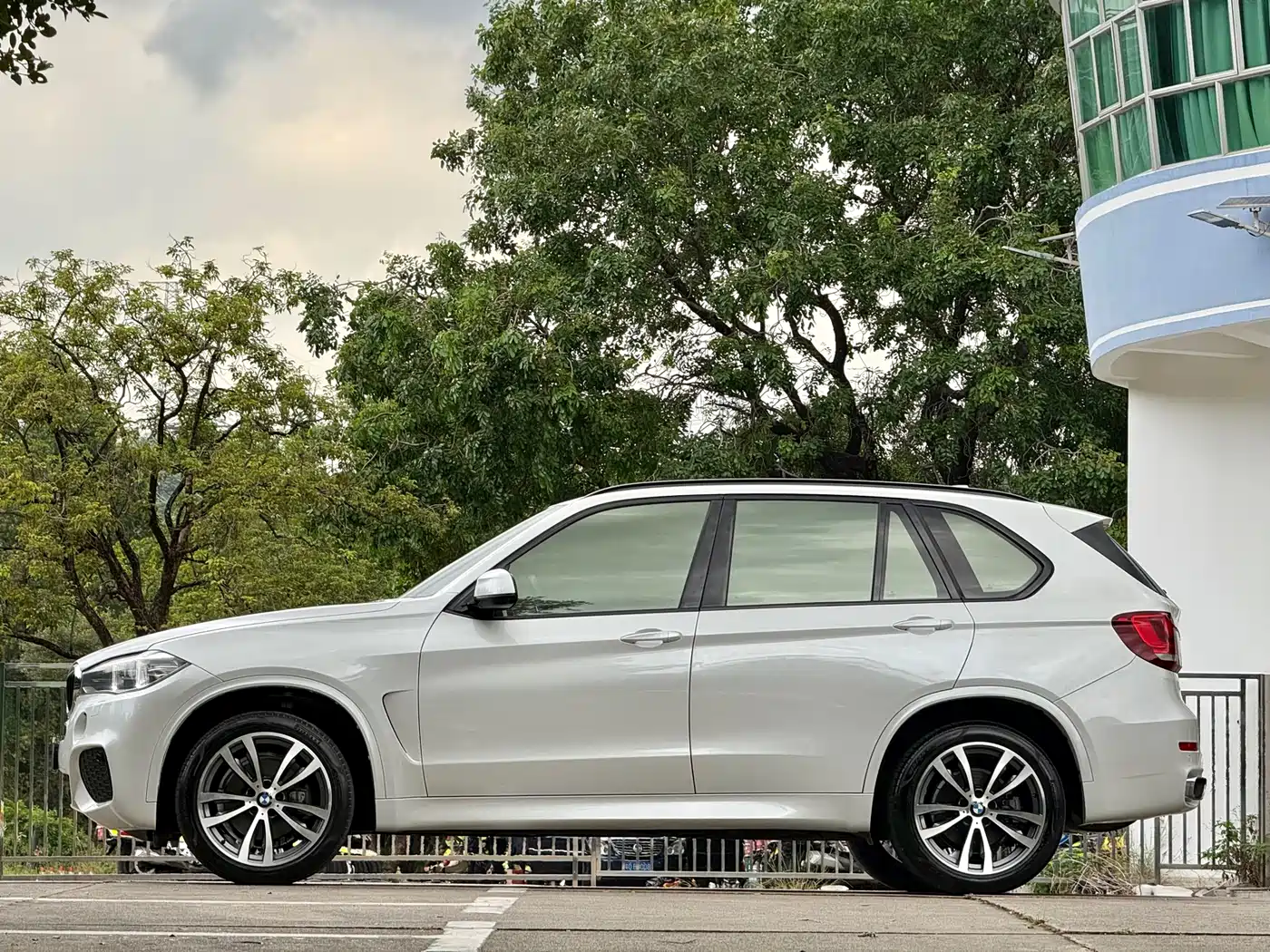 BMW X5 (Import) 2017 xDrive35i M Sport фото 16