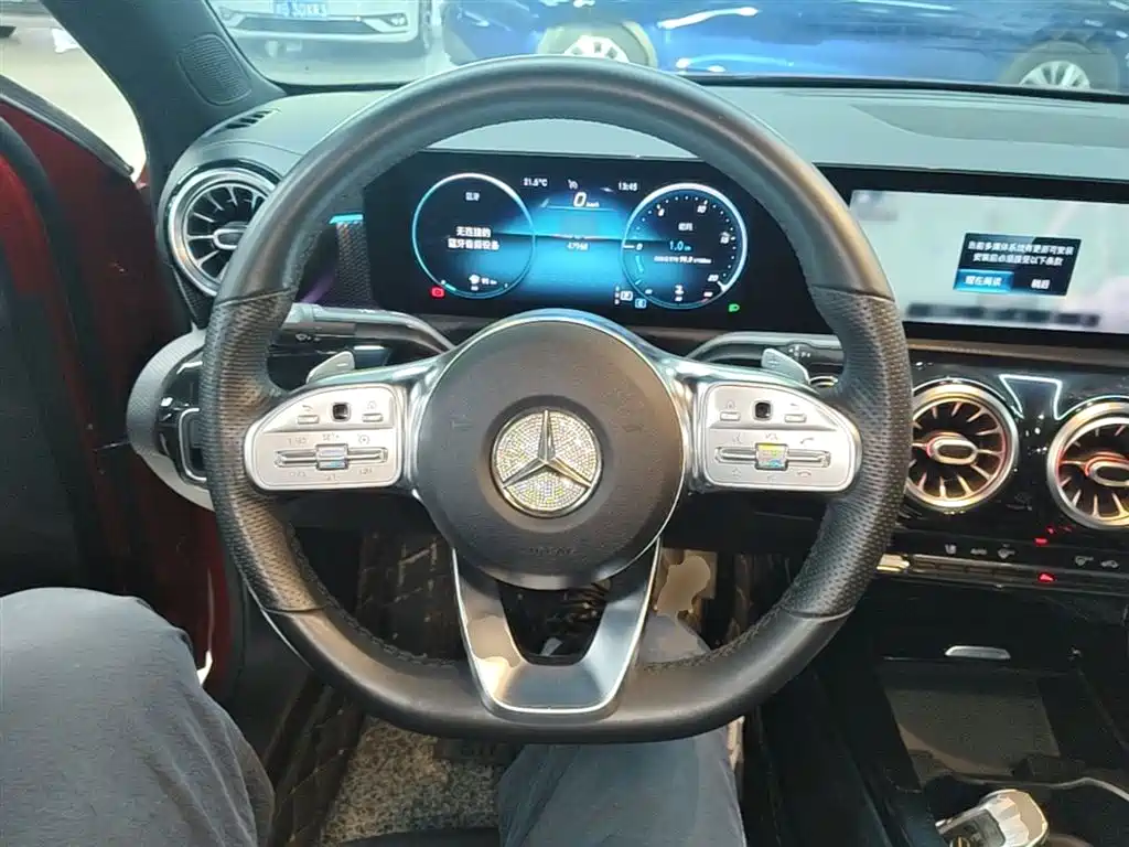 Mercedes-Benz A-Class 2021 A 200 L Sport Sedan Fashion Edition фото 11