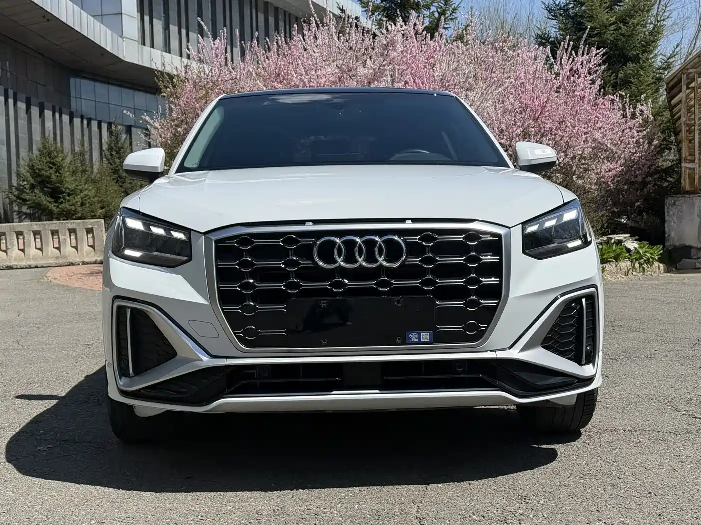 Audi Q2L 2022 35 TFSI Fashion Dynamic фото 2
