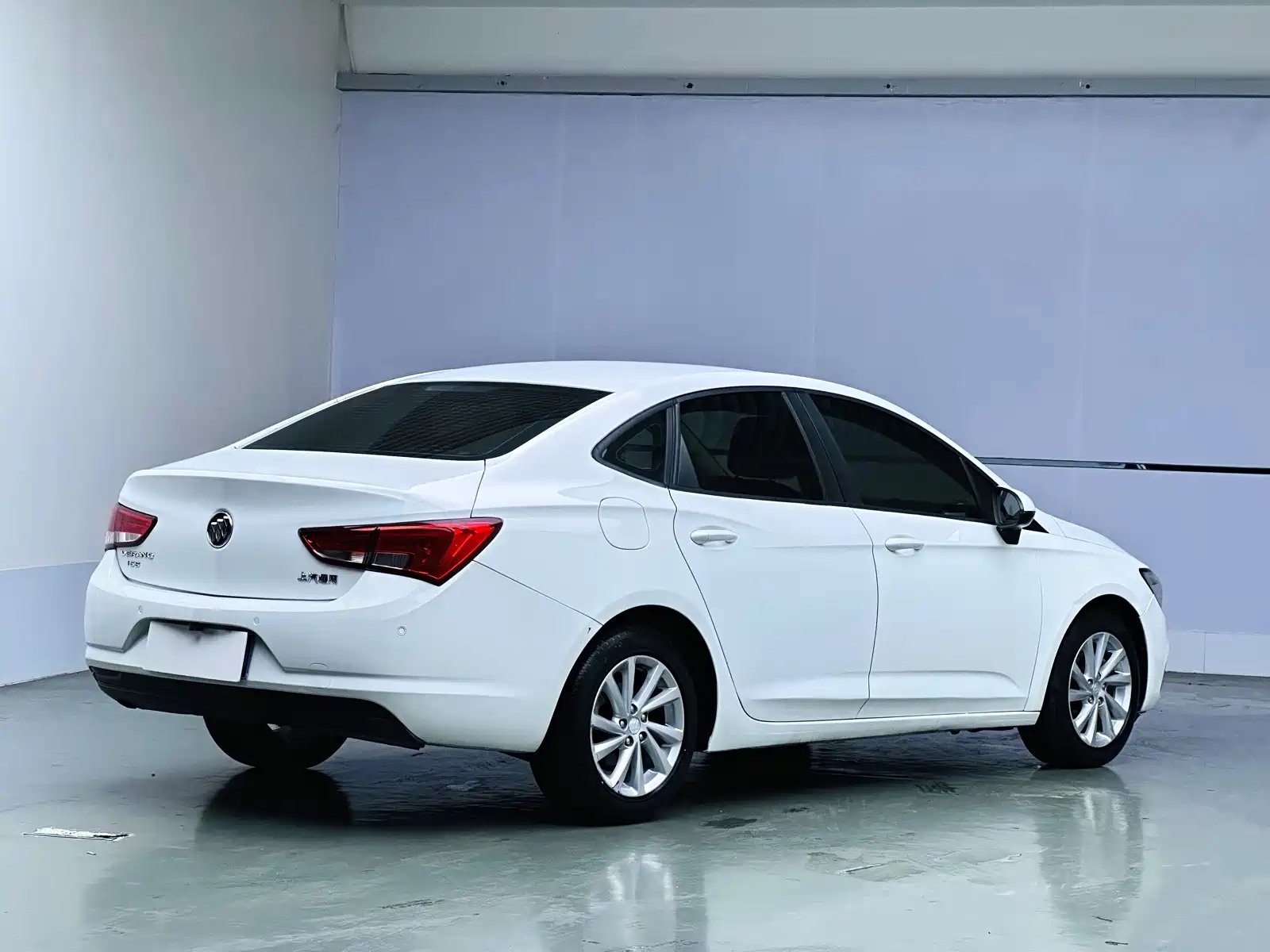Photo 6 - Buick Verano