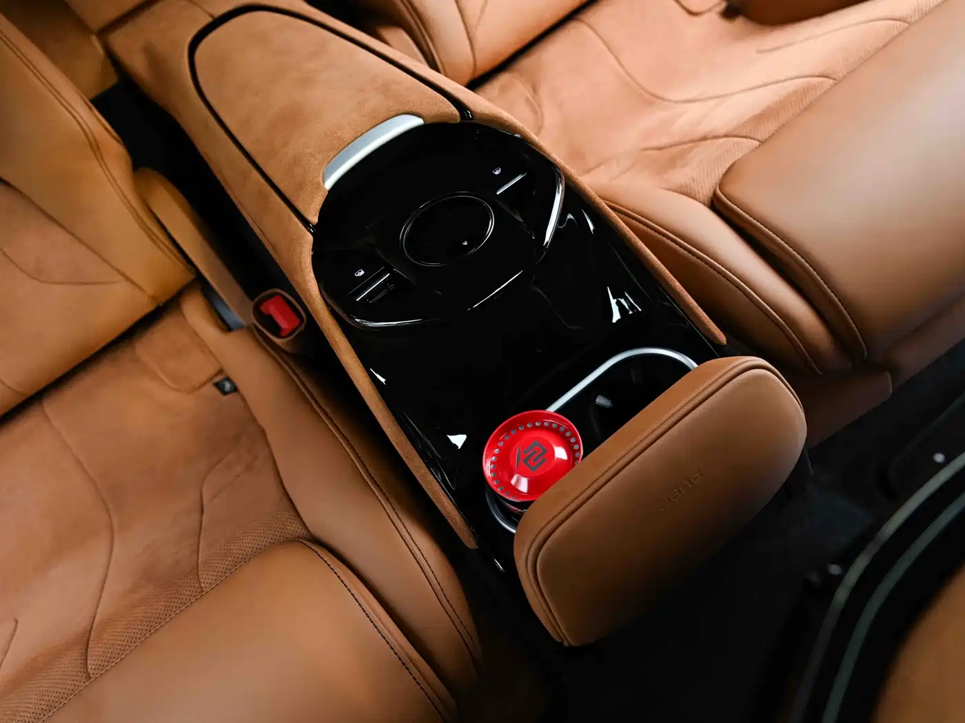 Ferrari Purosangue 2025 2023 6.5L V12