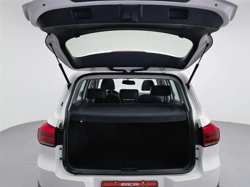Volkswagen Tiguan 2016 Model 300TSI Automatic 4WD Trend Vision Edition фото 16