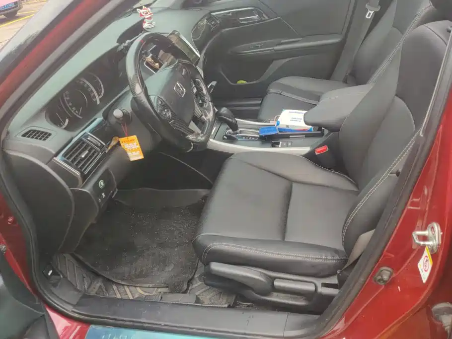 صورة 9 - Honda Accord