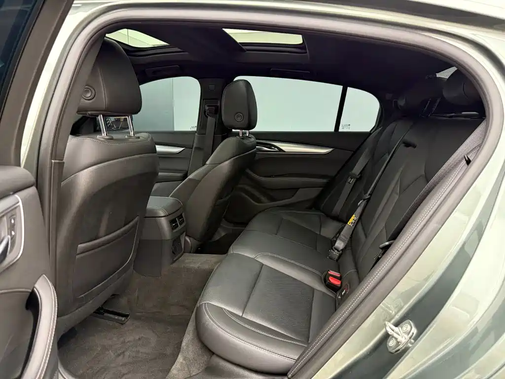Cadillac CT5 2024 2023 28T Luxury Style (Standard Edition)