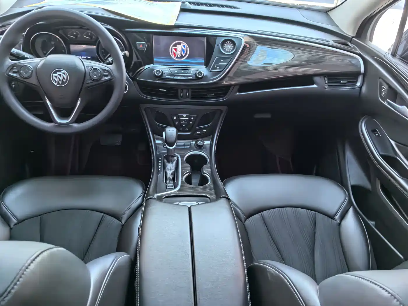 Buick Envision Plus 2020 20T FWD Leading фото 10