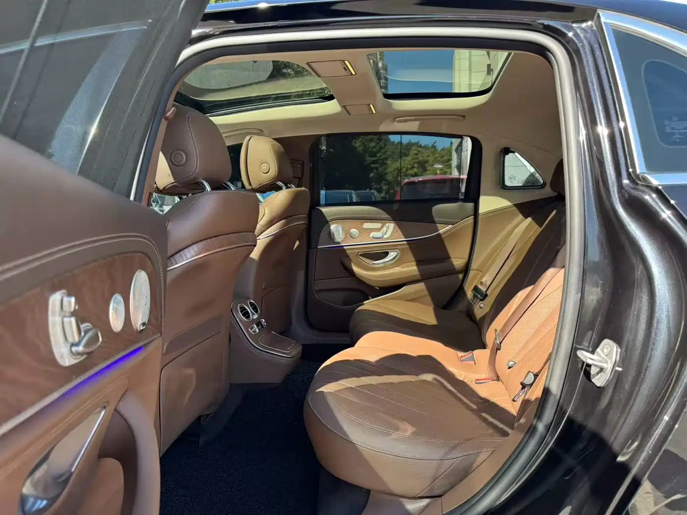 Mercedes-Benz E-Class 2021 E 300 L Premium фото 6