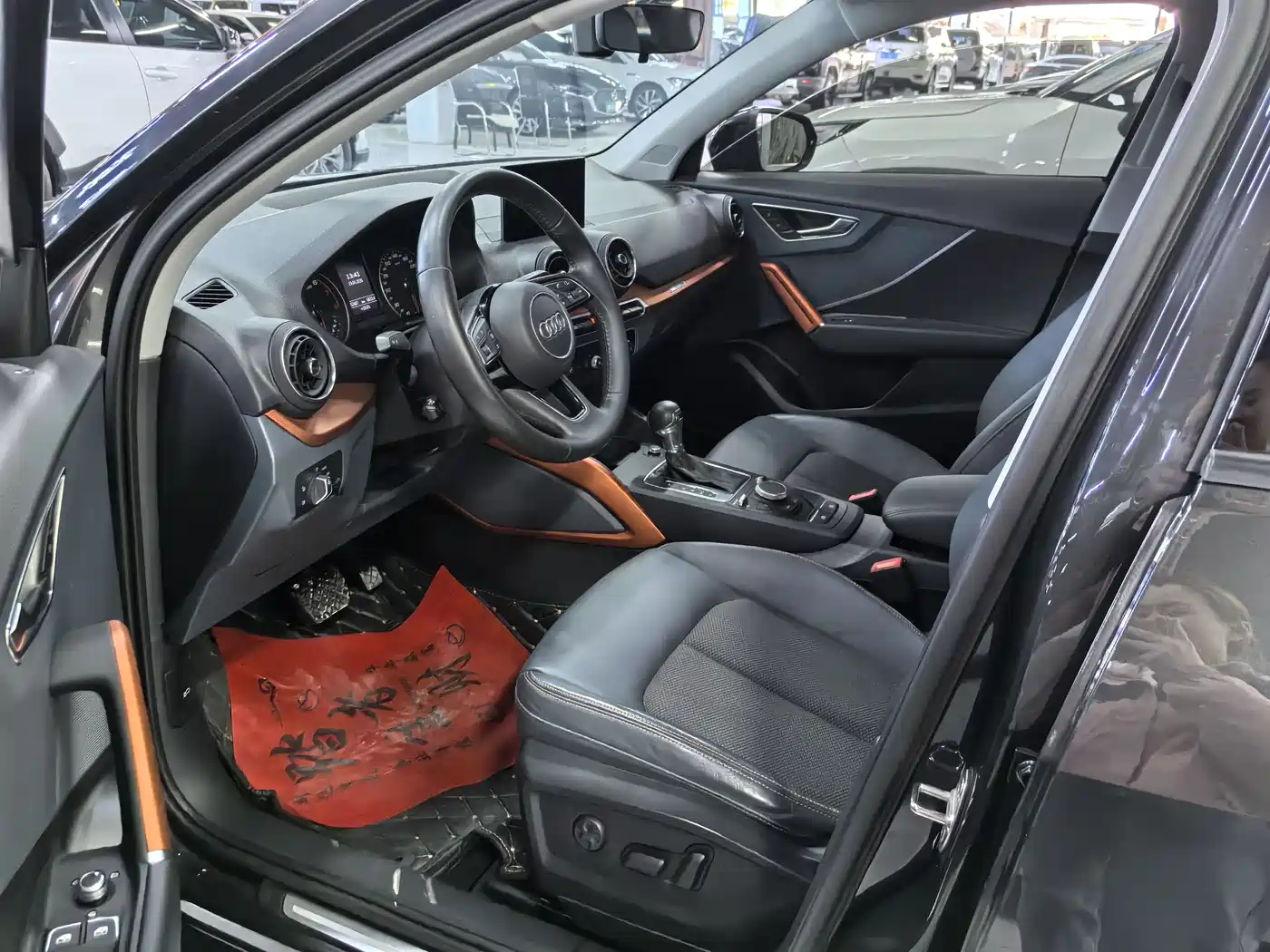 Audi Q2L 2018 35 TFSI Fashion Elegance China VI фото 6