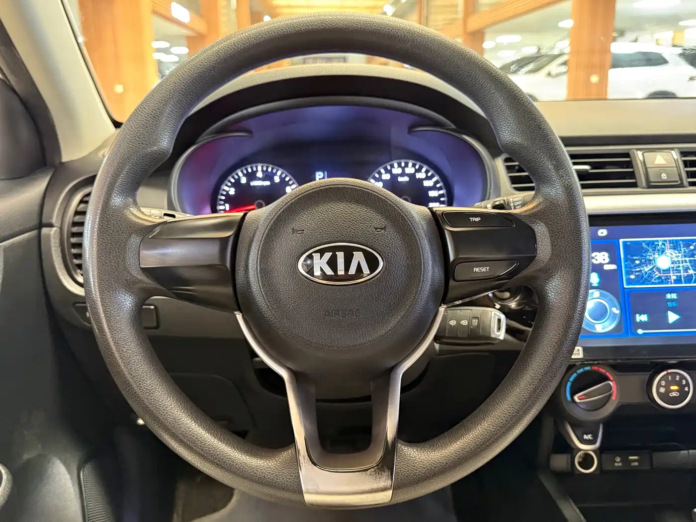 Kia K2 2017 2017 Sedan 1.4L AT GLS