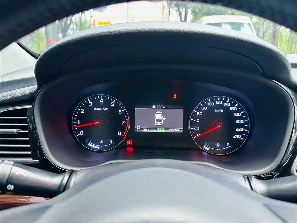 Kia Kaishen 2017 1.8L Automatic DLX фото 10
