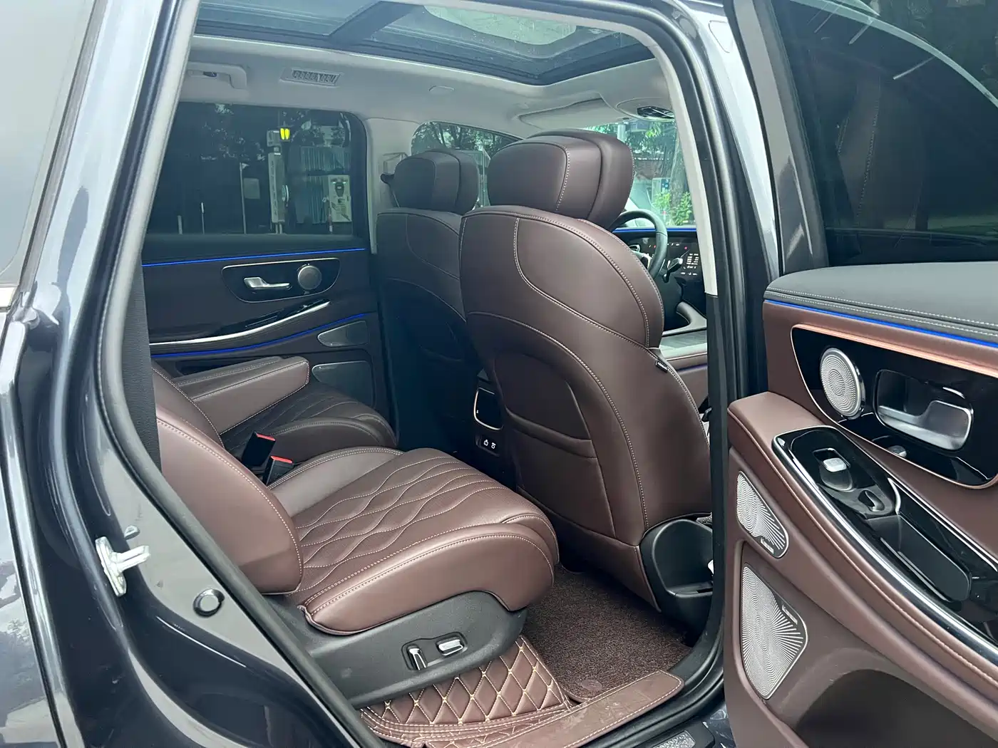 Exeed Landmark 2023 400T AWD Star Premium 6-Seater фото 16