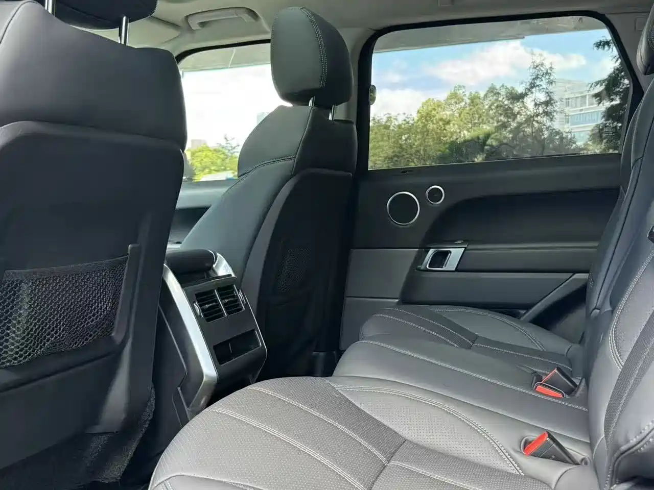 Land Rover Range Rover Sport 2017 3.0 SC V6 HSE фото 8