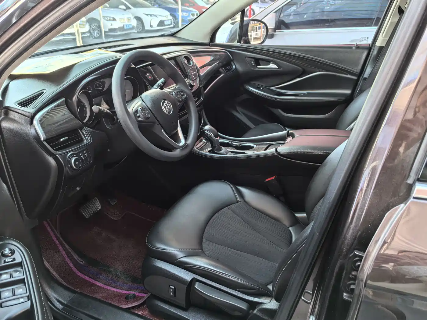 Buick Envision Plus 2020 20T FWD Leading фото 7